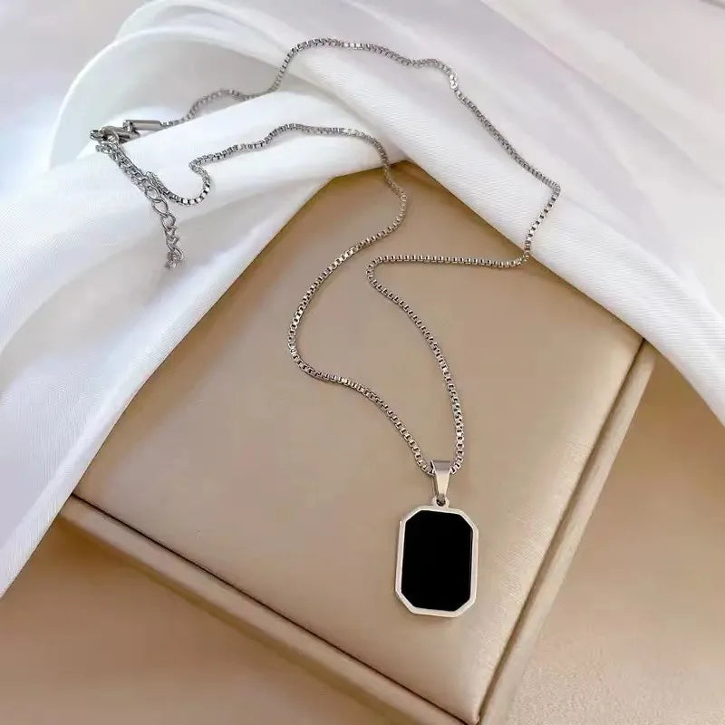 Korean Black Necklace